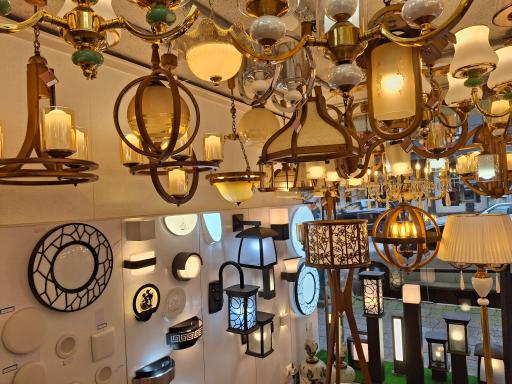 لوستر آذین نور 