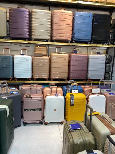 عکس چمدان پایتخت 