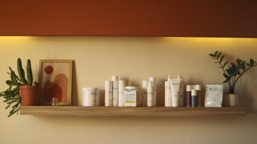 عکس کلینیک خدمات پوست بهناز عالی