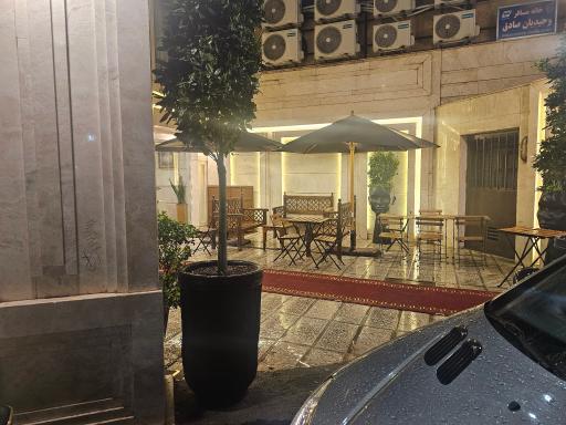 هتل آپارتمان حیات