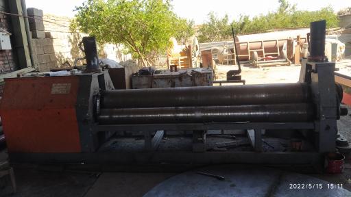 عکس کارگاه تولیدی صنعتی و برشکاری پلاسما