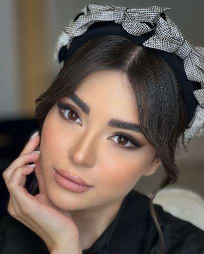 عکس سالن زیبایی اِلارو