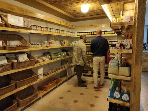 عکس فروشگاه محصولات ارگانیک دهستان