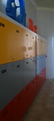 عکس استخر مهر و ماه