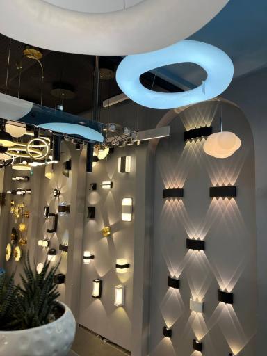 عکس فروشگاه نور استار