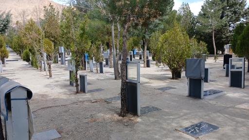 عکس آرامستان بهشت هاجر