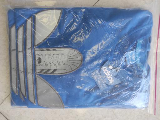 عکس فروشگاه پوشاک سون بِشیک