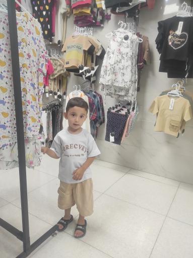 عکس فروشگاه پوشاک سون بِشیک