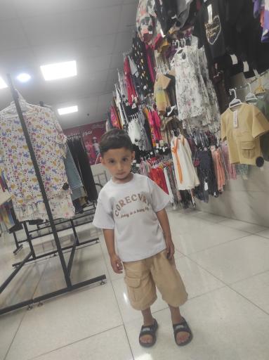 عکس فروشگاه پوشاک سون بِشیک