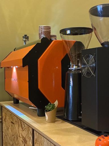 عکس کافه نارنجی