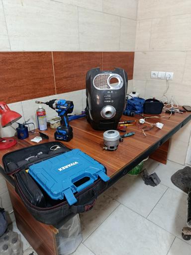 عکس تعمیرات ۲۴(تعمیرات تخصصی لباسشویی،ظرفشویی،یخچال،جاروبرقی 
