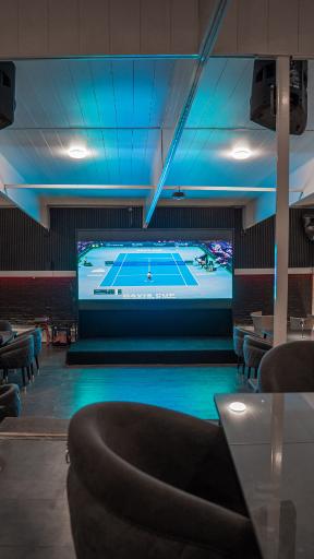 عکس رستوران شومینه