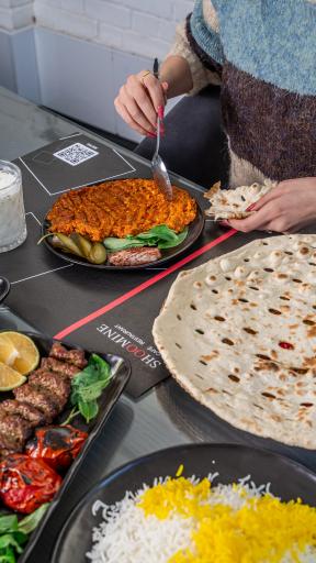 عکس رستوران شومینه