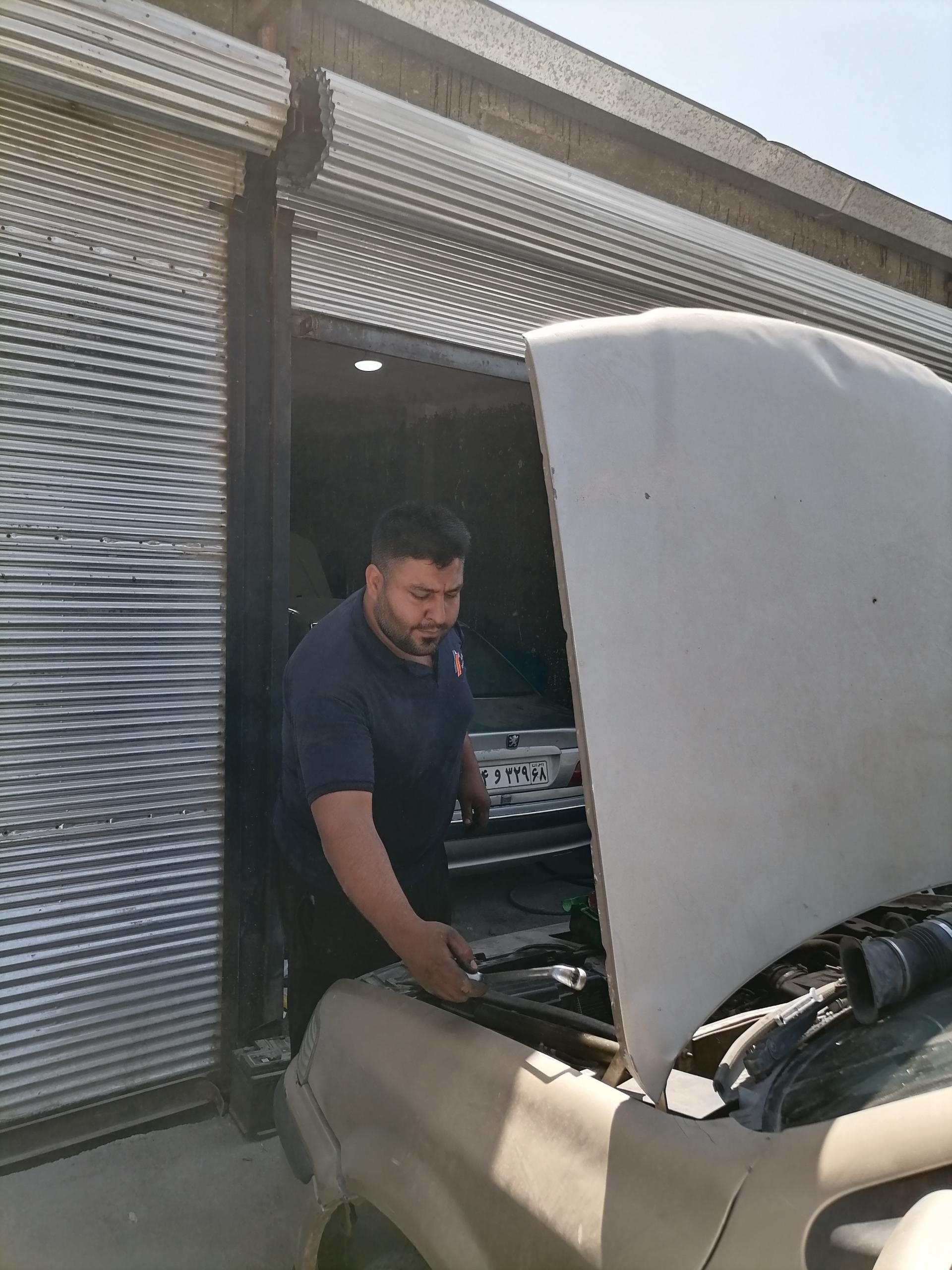 عکس مکانیکی سید محمد یزدی