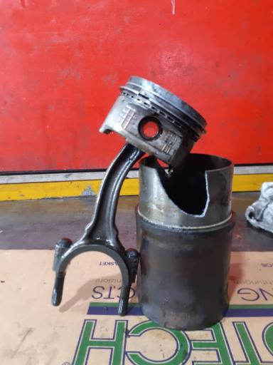 عکس تعمیرگاه تخصصی فرهاد نوری