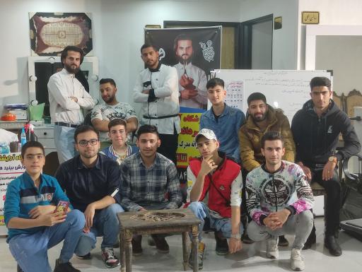 عکس آموزشگاه آرایشگری مردانه لوکس