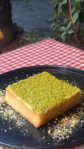 عکس باقلوا استانبولی تاتلی