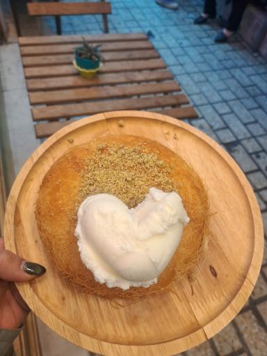 عکس باقلوا استانبولی تاتلی