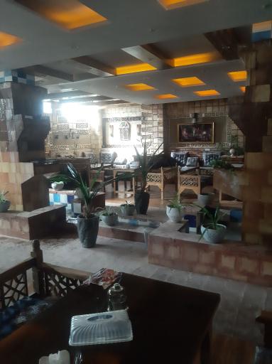 عکس رستوران الماس زعفرانیه