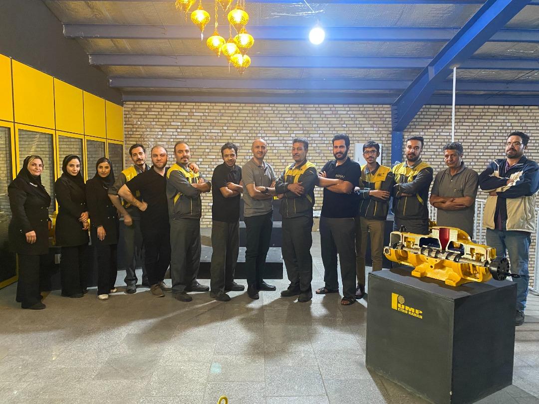 عکس شرکت پترو رهان پمپ