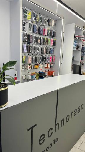 عکس فروشگاه موبایل و لپتاپ تکنوران