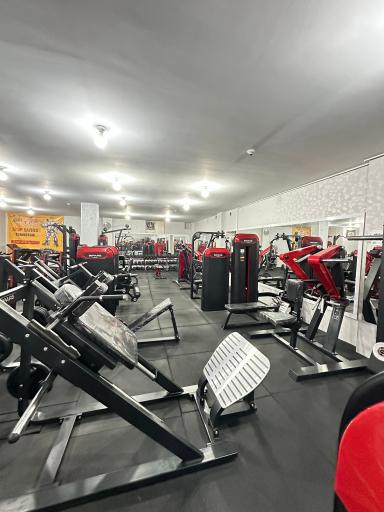 عکس باشگاه بدنسازی تن آرا