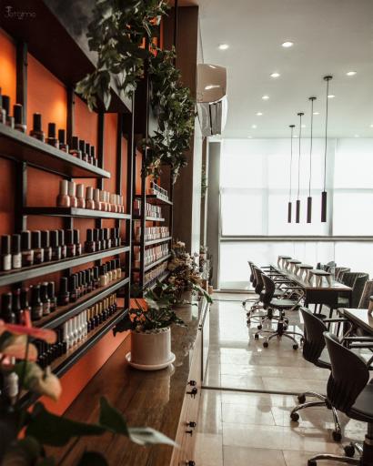 عکس سالن زیبایی ژوتم هال