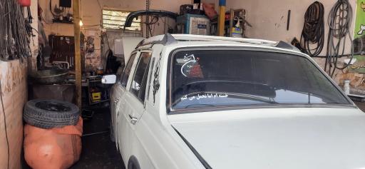 عکس تعمیرگاه خودرو اطمینان