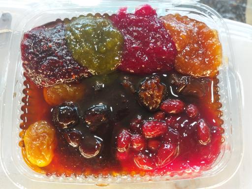 عکس سوغات سرای ترش و شیرین 