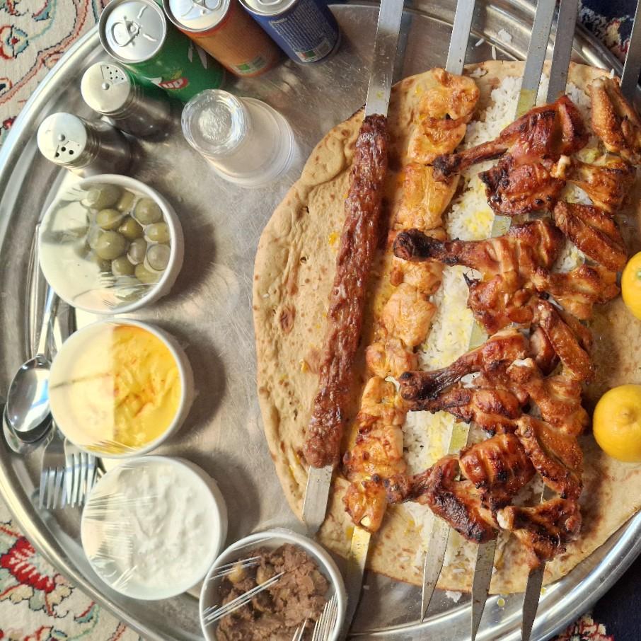 عکس رستوران سنتی قصر سروش