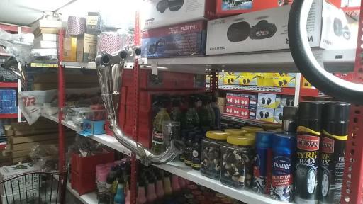 عکس فروشگاه اسپرت خراشادی