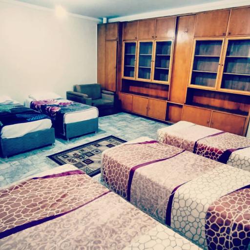 عکس مهمانپذیر ققنوس 