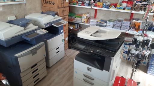 عکس کافی نت و موبایل ویرا