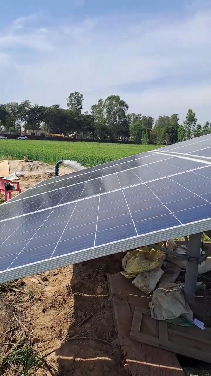 عکس برق خورشیدی نسیم انرژی