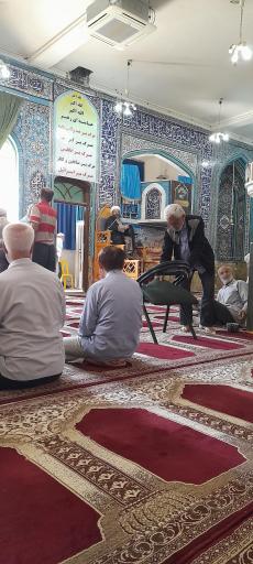 عکس مصلی نماز جمعه