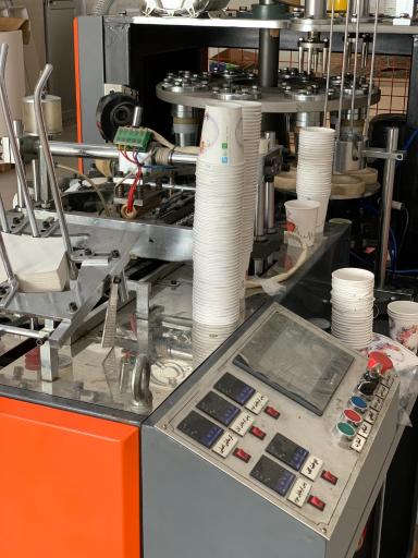 عکس کارخانه طاها کاپ