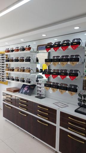 عکس عینک ماه دید