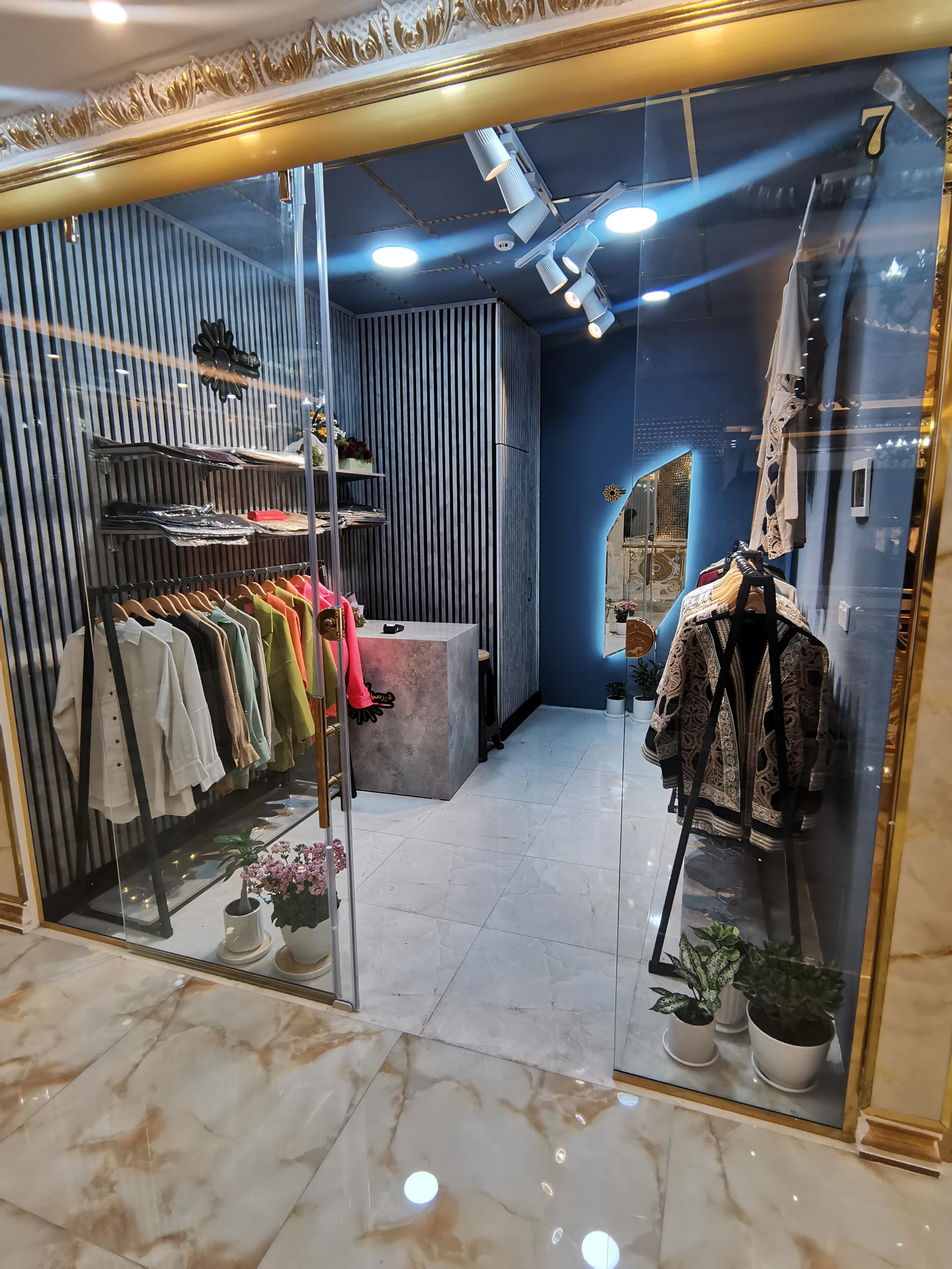 عکس فروشگاه خورشید