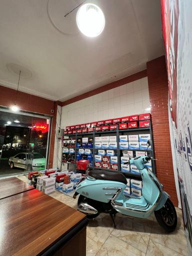 عکس باتری فروشی ریحانی