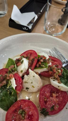 عکس کافه رستوران زمین