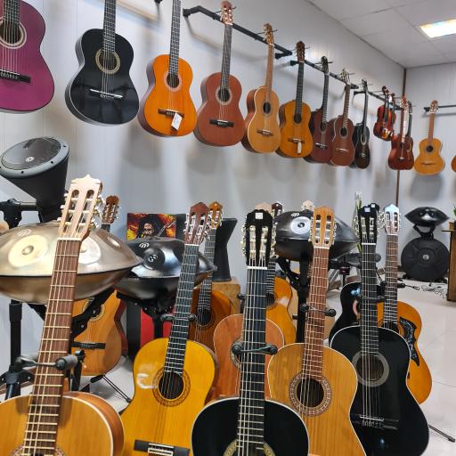 فروشگاه موسیقی ژوان