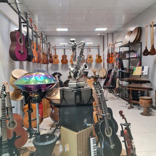 فروشگاه موسیقی ژوان