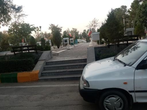 عکس آرامستان بهشت رضا