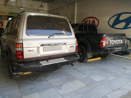 عکس اتوسرویس ولیان پور