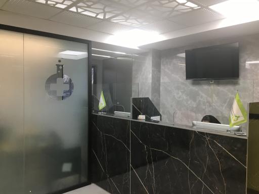 عکس آزمایشگاه پاتوبیولوژی دی