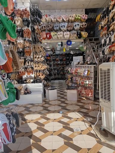 عکس فروشگاه شهر صندل