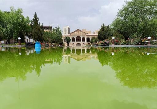 عکس پارک مشروطه