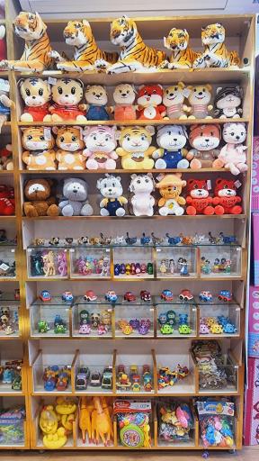 عکس فروشگاه خاله ریزه