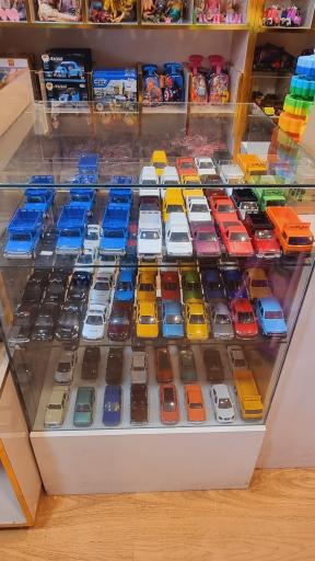 عکس فروشگاه خاله ریزه