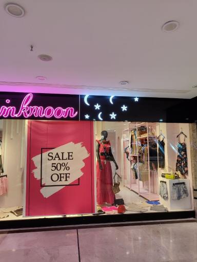 عکس پینک مون